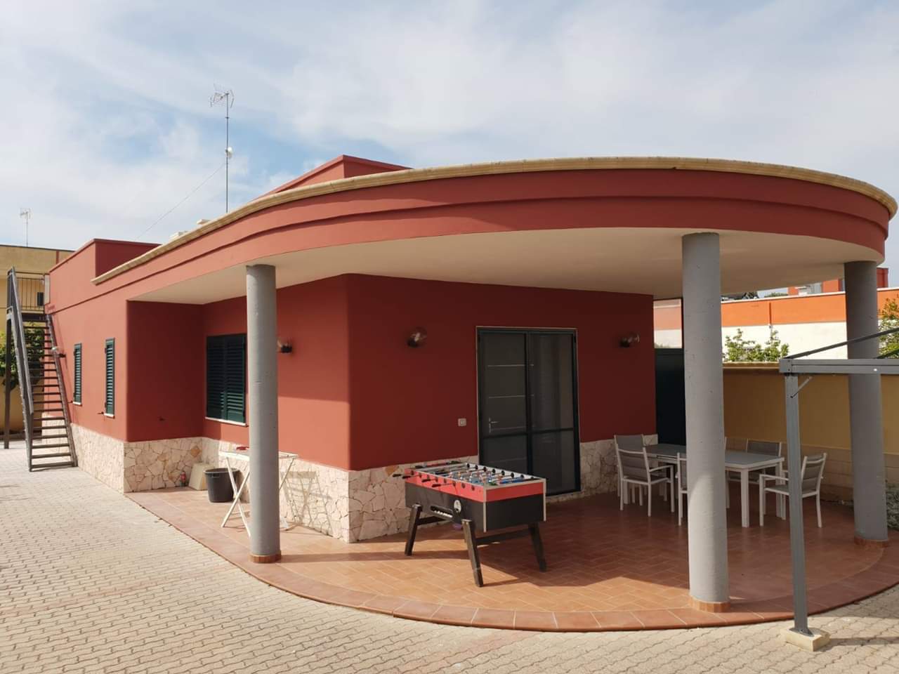 Property Featured Image